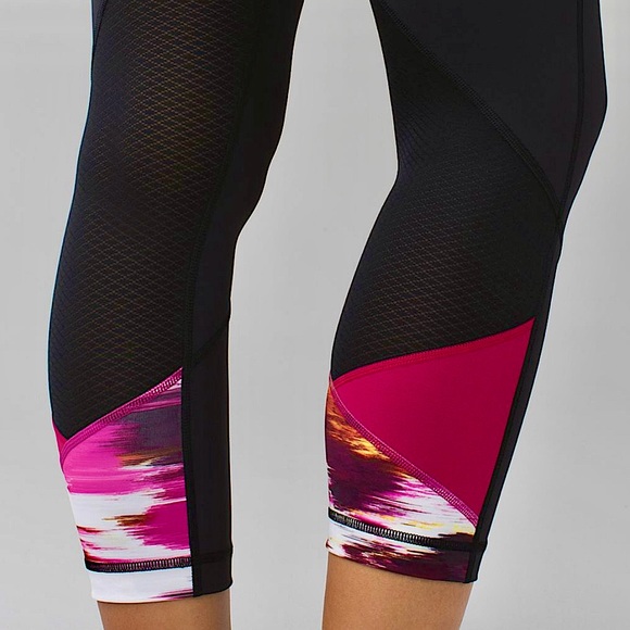 Lululemon Pace Rival Cropped Leggings in Black & Wind Berry Rumble - Rare - Picture 10 of 16
